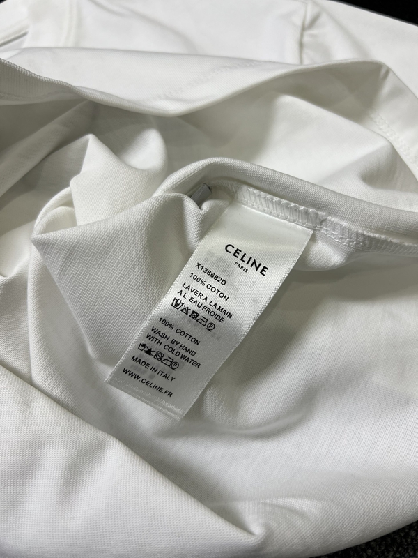 ブランドTシャツ全体デザイン